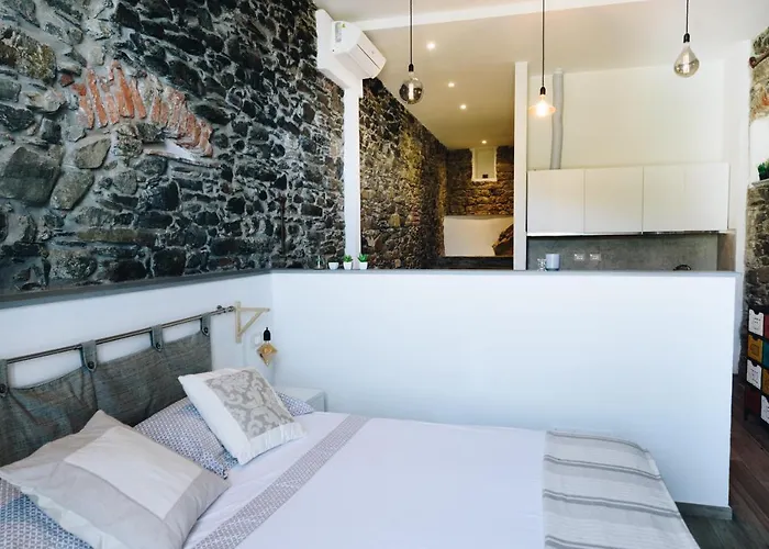 Punto Zero קורניליה